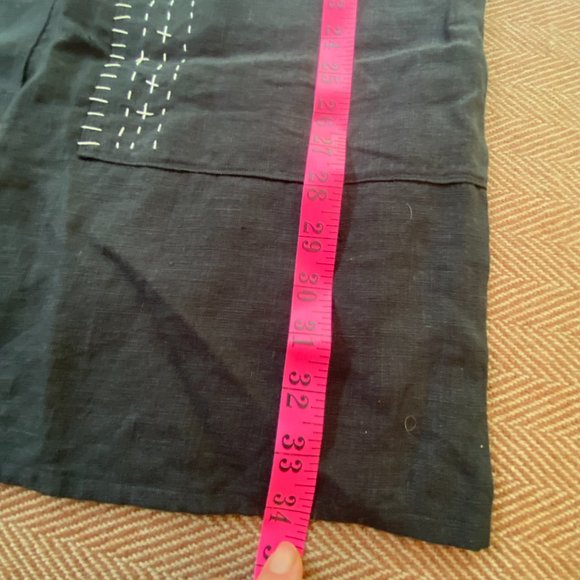 Black linen sashiko stitch tunic dress with pockets - handmade by Zoe Loomis - Picture 15 of 16
